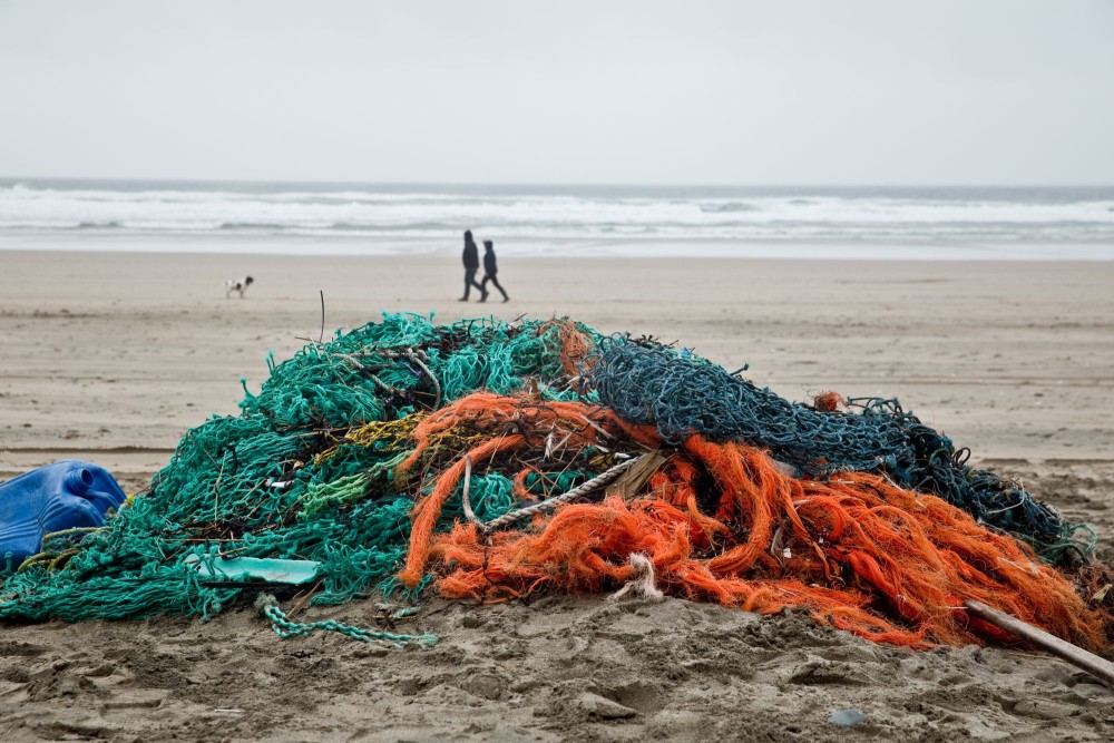 UK government joins fight against marine debris